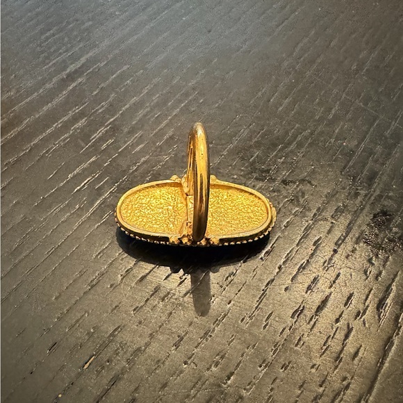 Vintage Avon Gold and Brown Statement Ring - Picture 7 of 7